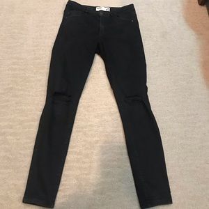 Black Jeggings with Knee Rips